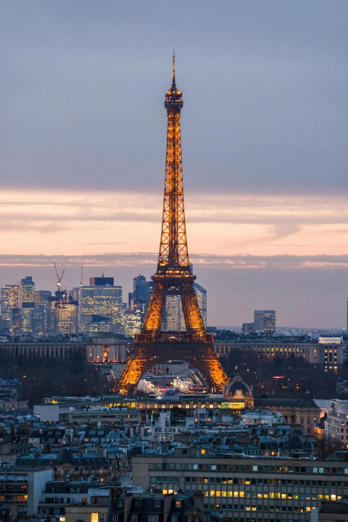 Luxury 75m2 With Eiffel Tower View, 1 Min Metro, Parking Appartement *
